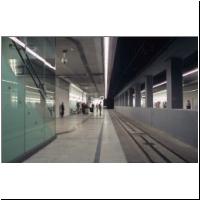 2004-09-11 U Hauptbahnhof 01.jpg